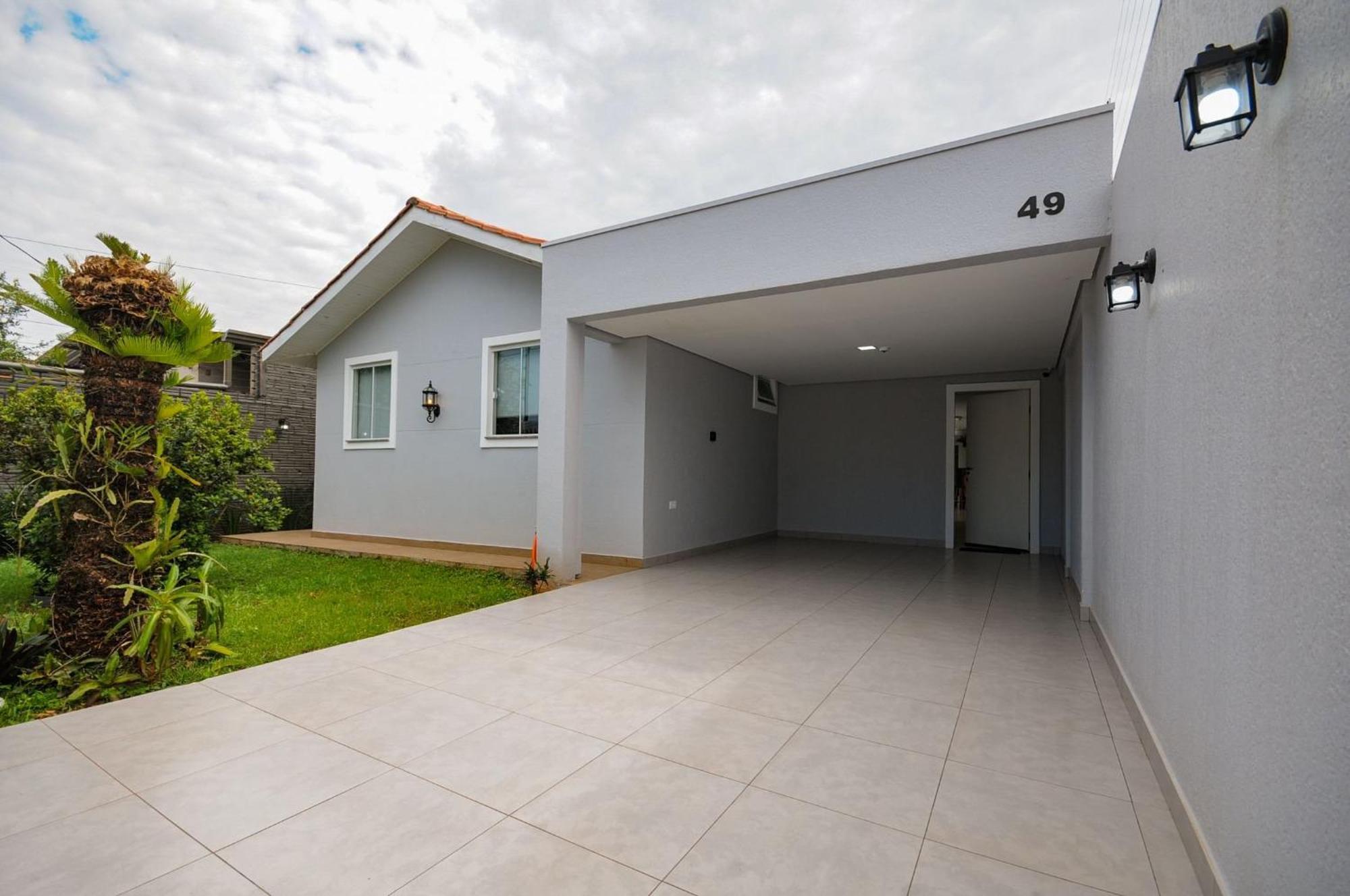 Casa Cataratas: Spacious With Salt Water Pool
